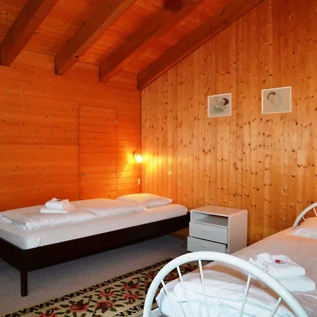Chalet Egghus - Griwarent Ag Dağ evi *